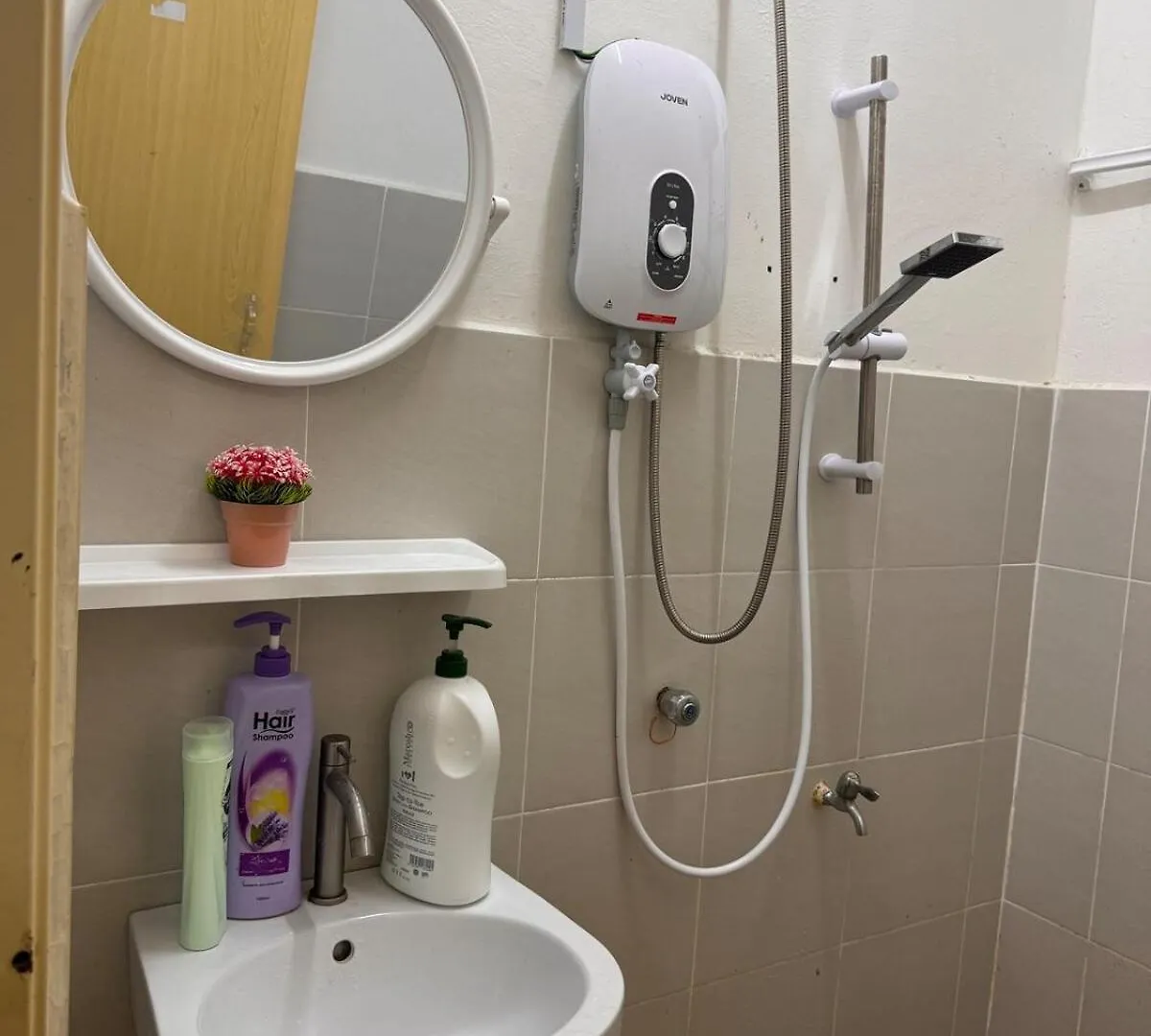 바얀레파스 1Br 2Pax 1Car Only Malaysian Guest Only 아파트